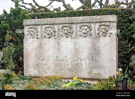 gabrielle coco chanel gravestone